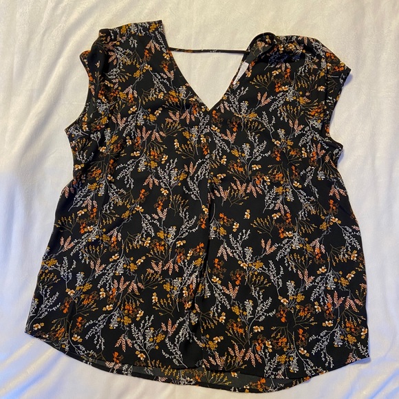 Botanical Women’s Shirt